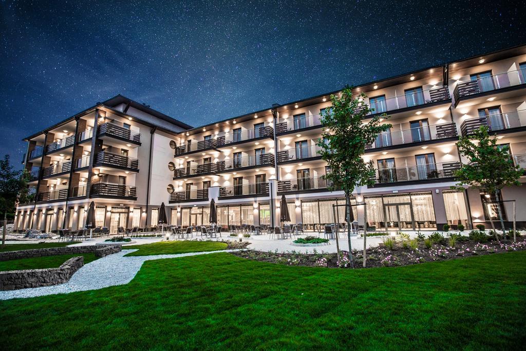 Mineral Hotel Malinowy Raj Solec-Zdrój Exterior foto